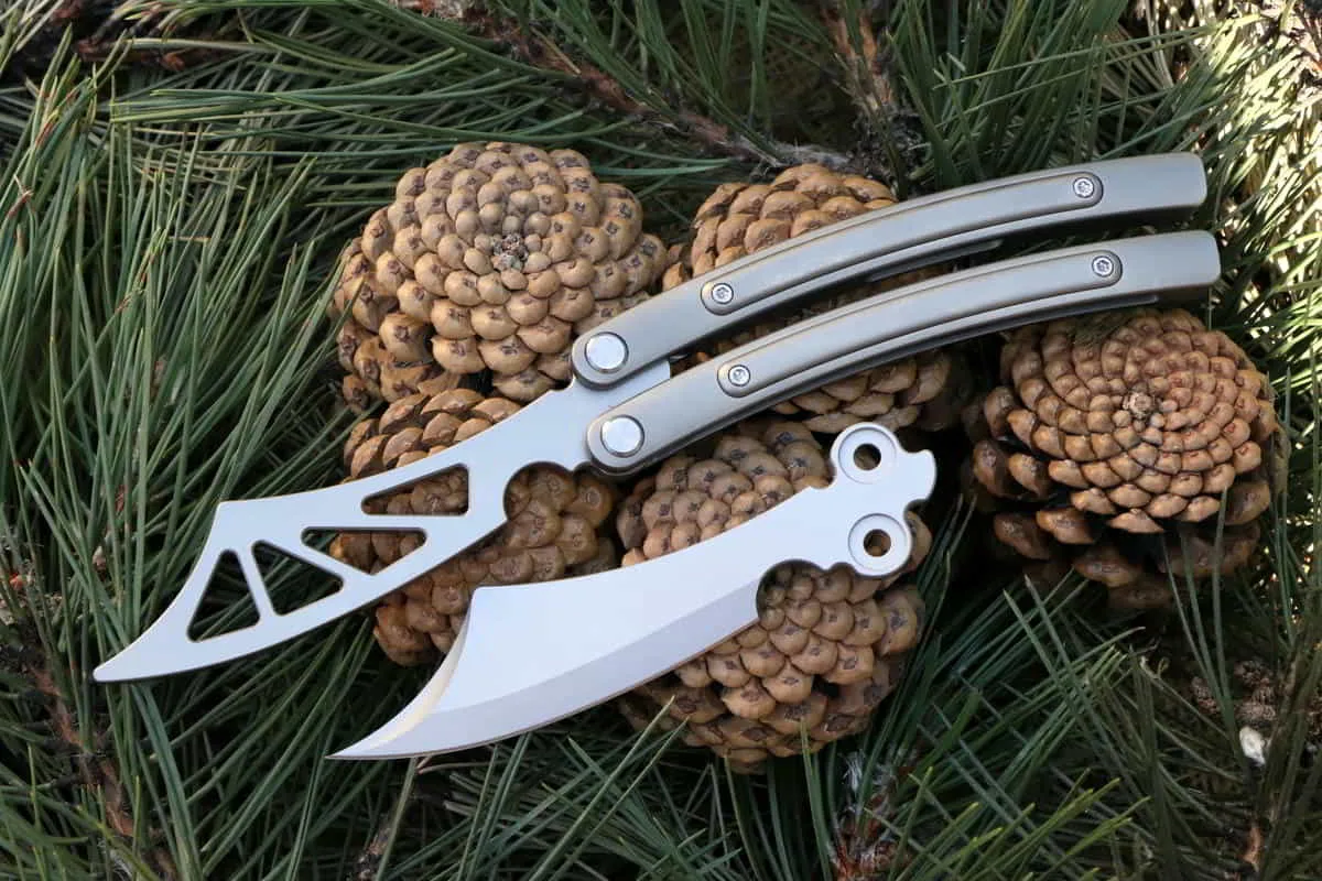 Нож бабочка из титана — изображение 1